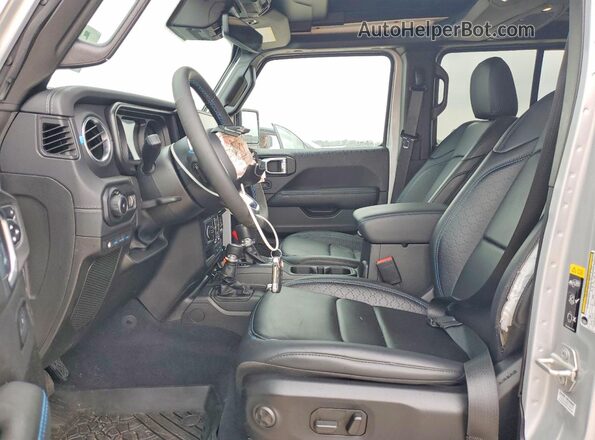 1C4RJXU60RW193692 2024 JEEP WRANGLER Silver 