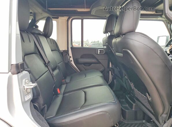 1C4RJXU60RW193692 2024 JEEP WRANGLER Silver 