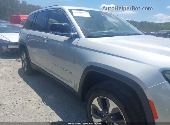1C4RJYB66N8721307 2022 JEEP GRAND CHEROKEE 4XE Silver Widok z przodu