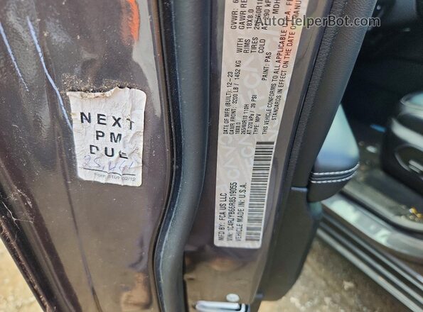 1C4RJYB66R8519055 2024 JEEP GRAND Gray Engine compartment view
