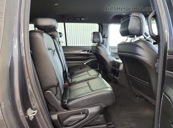 1C4SJSBP4RS131820 2024 JEEP WAGONEER Black Widok wnętrza z tyłu