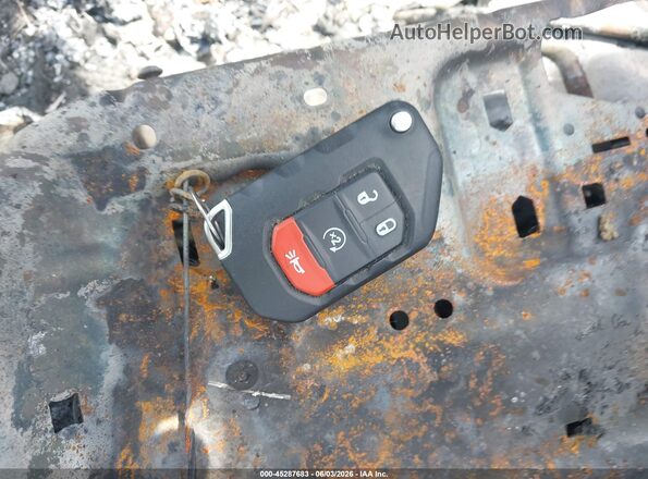 1C6HJTAG0NL142875 2022 JEEP GLADIATOR Серебряный Вид панели приборов