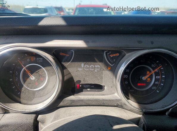 1C6HJTAG6LL115614 2020 JEEP GLADIATOR Черный Вид щитка приборов