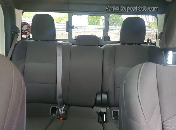 1C6JJTAG0PL585709 2023 JEEP GLADIATOR White Rear seats view