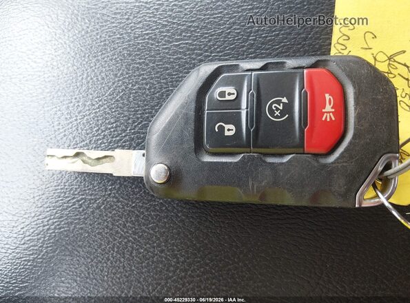 1C6JJTEG5ML615454 2021 JEEP GLADIATOR Red Vista del salpicadero