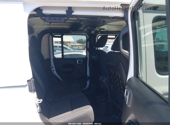 1C6JJTEGXPL590264 2023 JEEP GLADIATOR White Vista de la etiqueta del VIN