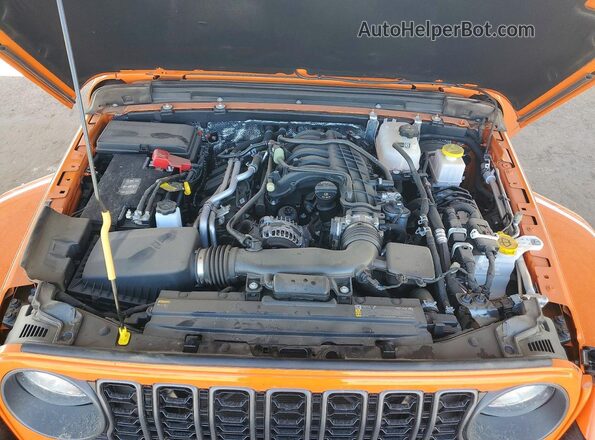 1C6RJTAG4SL527047 2025 JEEP GLADIATOR Orange Rear interior view