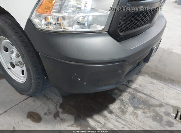 1C6RR6FG2HS614799 2017 RAM 1500 White Вид задньої частини салону