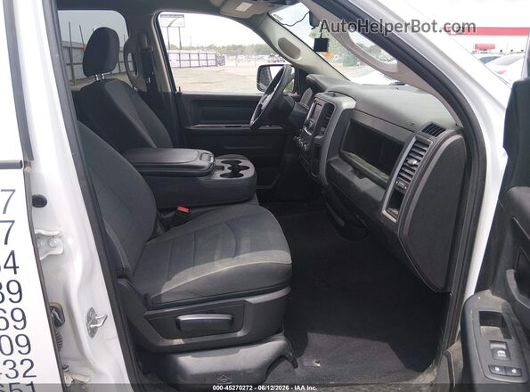 1C6RR6FG4NS170479 2022 RAM 1500 CLASSIC White Вид салону спереду