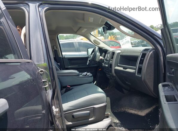 1C6RR6FG5JS299390 2018 RAM 1500 Gray Front interior view