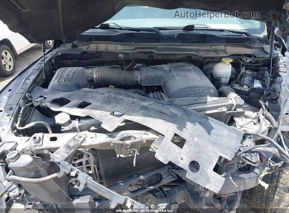 1C6RR6FG5JS299390 2018 RAM 1500 Gray Rear view