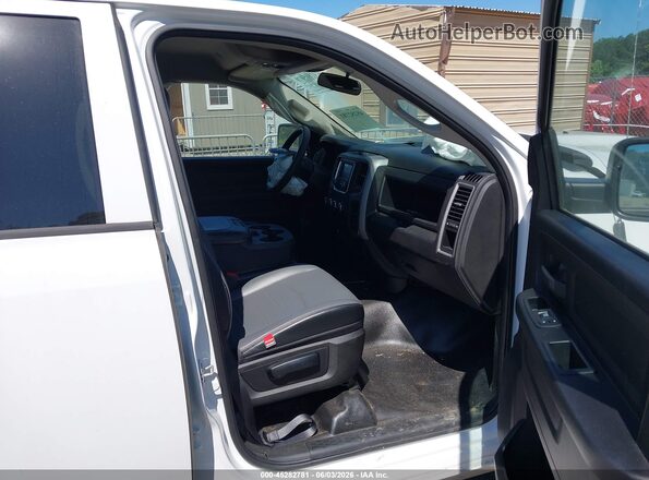1C6RR6FG7RS143038 2024 RAM 1500 CLASSIC White Front interior view