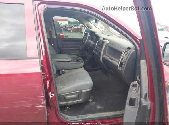1C6RR6FG8JS195461 2018 RAM 1500 Maroon წინა სალონის ხედი