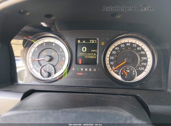 1C6RR6FT8HS847227 2017 RAM 1500 Бордовый Вид задних сидений
