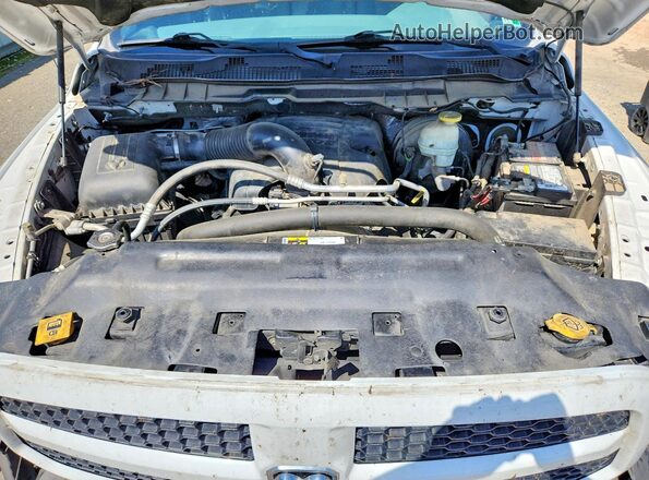 1C6RR6FT9HS512476 2017 RAM 1500 White Vista interior trasera