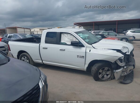 1C6RR6GG0GS143734 2016 RAM 1500 White Widok wnętrza z tyłu