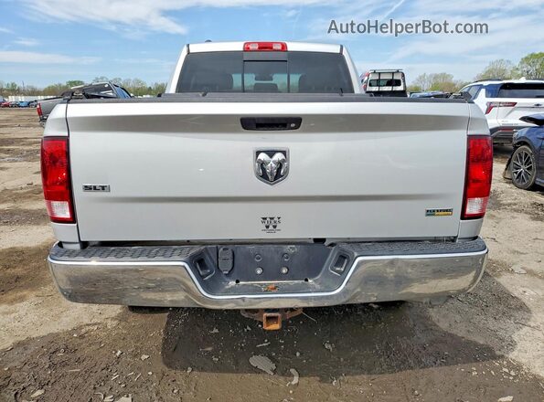1C6RR6GG1HS714164 2017 RAM 1500 Silver Widok z tyłu