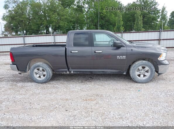 1C6RR6GG1JS218951 2018 RAM 1500 Gray Rear interior view