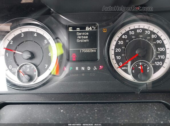 1C6RR6GG1JS317513 2018 RAM 1500 Black უკანა სავარძლების ხედი