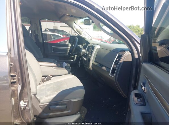 1C6RR6GG3GS257100 2016 RAM 1500 Gray Widok wnętrza z przodu