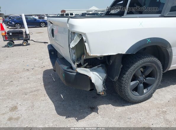 1C6RR6GG8KS669585 2019 RAM 1500 CLASSIC White Вид спереду