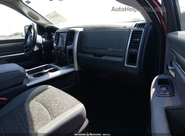 1C6RR6GT3JS211237 2018 RAM 1500 Burgundy Front interior view