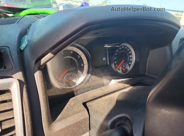 1C6RR6GT5JS173588 2018 RAM 1500 White Instrument cluster view