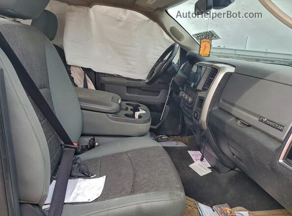 1C6RR6GT6GS326701 2016 RAM 1500 Silver Սալոնի դիմացի տեսք