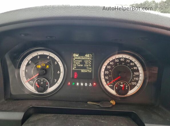 1C6RR6GT6GS326701 2016 RAM 1500 Silver Սարքավորումների վահանակի տեսք