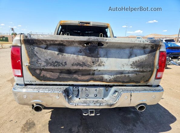 1C6RR6GT6JS123539 2018 RAM 1500 Silver Հետևի տեսք