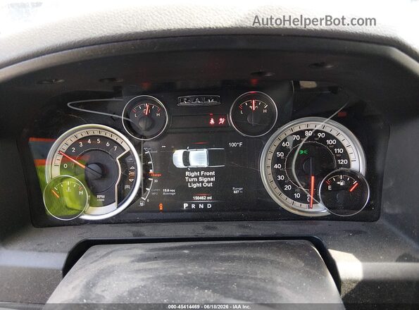 1C6RR6GT8JS274950 2018 RAM 1500 Black Вид задніх сидінь