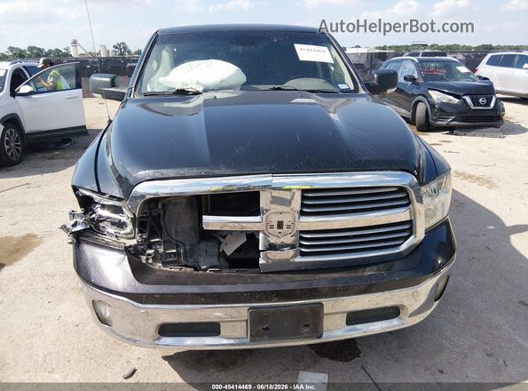 1C6RR6GT8JS274950 2018 RAM 1500 Black Вид щитка приладів