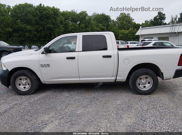 1C6RR6KG2JS298624 2018 RAM 1500 White 360 interior view