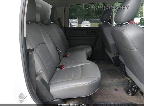 1C6RR6KG4JS298625 2018 RAM 1500 White VIN sticker view