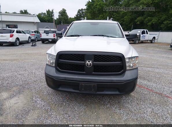 1C6RR6KG4JS298625 2018 RAM 1500 White Instrument cluster view