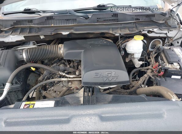 1C6RR6KG7JS296559 2018 RAM 1500 White Rear view