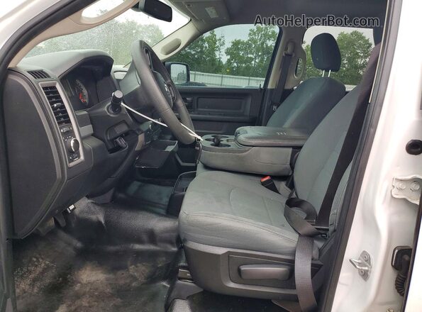 1C6RR6KTXJS315599 2018 RAM 1500 White Սալոնի դիմացի տեսք