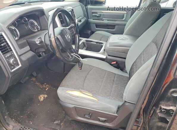 1C6RR6LG2GS107629 2016 RAM 1500 Black Front interior view