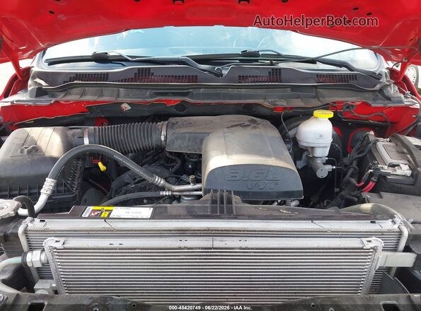 1C6RR6LG3RS122868 2024 RAM 1500 CLASSIC Красный Вид сзади