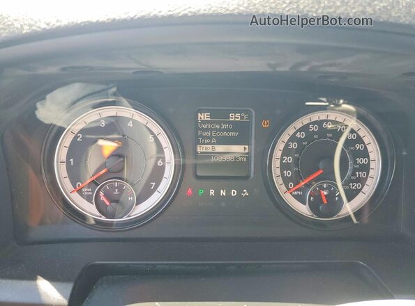 1C6RR6LG9MS530266 2021 RAM 1500 Silver Vista del cuadro de instrumentos