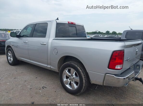 1C6RR6LT1HS556086 2017 RAM 1500 Серебряный Задняя левая четверть