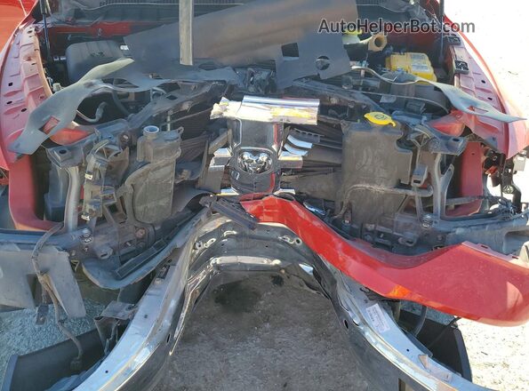 1C6RR6LT4HS582942 2017 RAM 1500 Red Widok wnętrza z tyłu