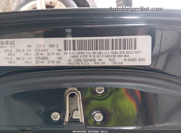 1C6RR6LT6HS744456 2017 RAM 1500 Черный Вид подкапотного пространства