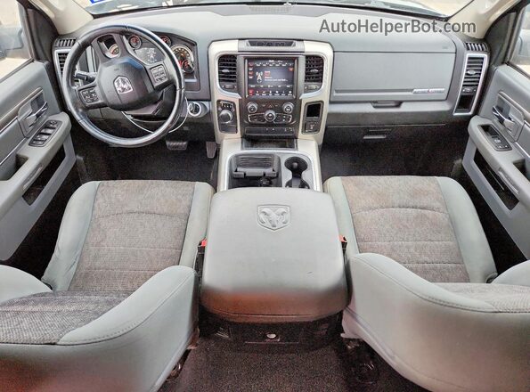 1C6RR6LT7KS622387 2019 RAM 1500 Black Dashboard view