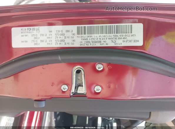 1C6RR6LT8HS805998 2017 RAM 1500 Red Vista del compartimento del motor