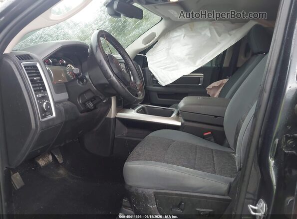1C6RR6LT9HS524180 2017 RAM 1500 Black Front interior view