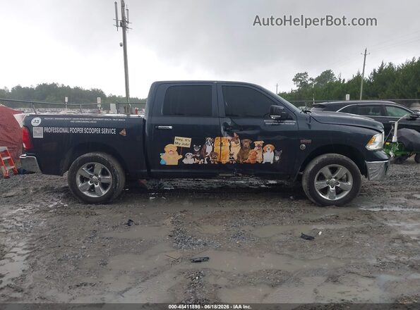 1C6RR6LT9HS524180 2017 RAM 1500 Black Rear interior view