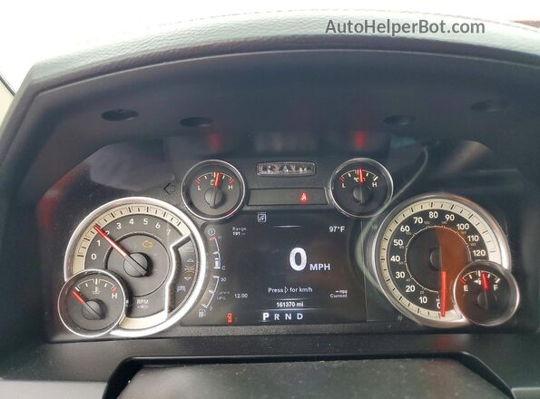 1C6RR6NG1HS818091 2017 RAM 1500 Red 