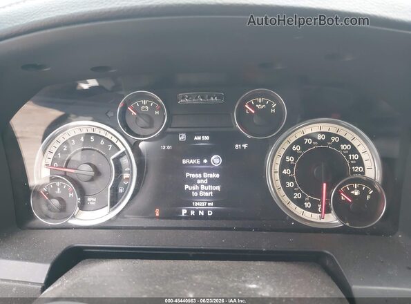 1C6RR6NT4GS306241 2016 RAM 1500 White Вид задніх сидінь