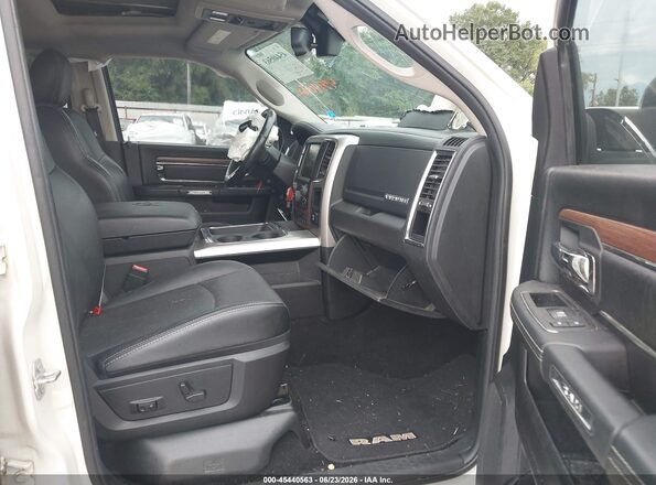 1C6RR6NT4GS306241 2016 RAM 1500 White Вид салону спереду